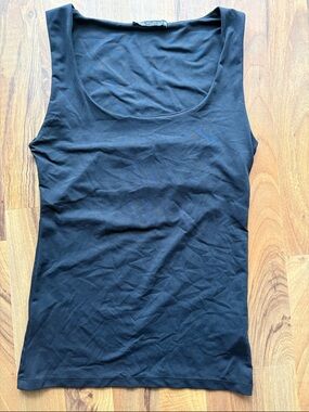 Zara Woman’s Black Scoop Neck Tank Top Size S